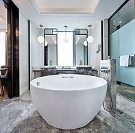 Holiday Inn Guangzhou South Lake by IHG