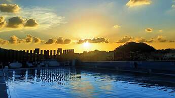 Holiday Inn Guangzhou South Lake by IHG