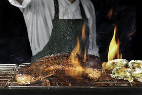 Holiday Inn Guangzhou South Lake by IHG