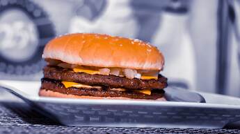 Holiday Inn Guangzhou South Lake by IHG