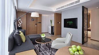 Holiday Inn Guangzhou South Lake by IHG