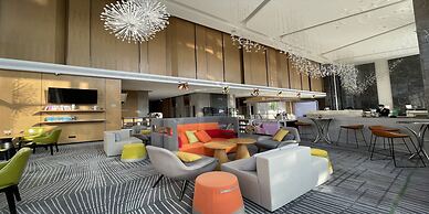 Holiday Inn Guangzhou South Lake by IHG