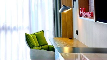 Holiday Inn Guangzhou South Lake by IHG