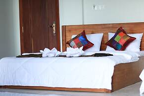 Intanou Boutique Hotel Kampot