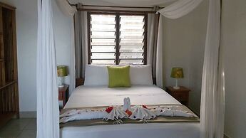 Santo Seaside Villas