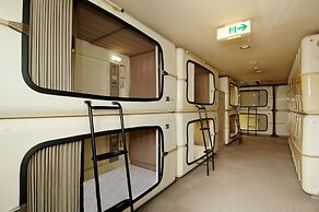 Sauna Capsule Hotel Core 21 - Caters to Men