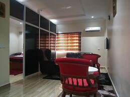 Alim Royal Hotel & Suites