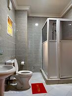 Alim Royal Hotel & Suites