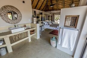The Wild Blue Lodge SAFARI & SPA