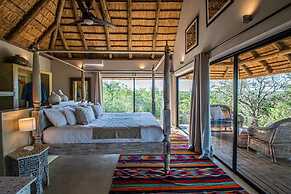 The Wild Blue Lodge SAFARI & SPA