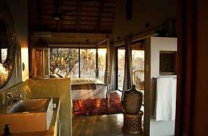The Wild Blue Lodge SAFARI & SPA