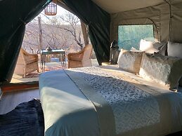 The Wild Blue Lodge SAFARI & SPA