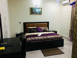 Perch Hotel And Suites