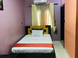 Perch Hotel And Suites