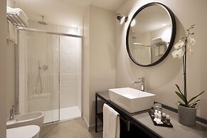 Opera 35 Boutique Hotel