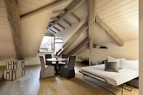 Opera 35 Boutique Hotel