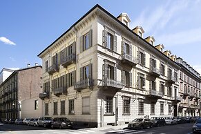 Opera 35 Boutique Hotel