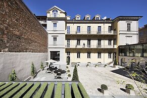 Opera 35 Boutique Hotel