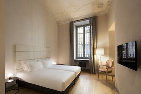 Opera 35 Boutique Hotel