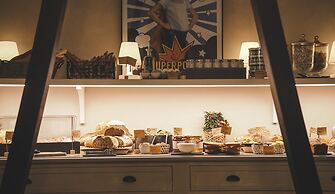 Opera 35 Boutique Hotel