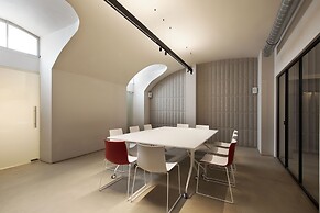 Opera 35 Boutique Hotel