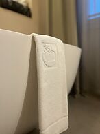 Opera 35 Boutique Hotel