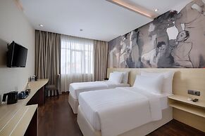 Four Star by Trans Hotel Sanur