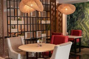 Four Star by Trans Hotel Sanur