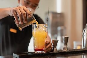 Four Star by Trans Hotel Sanur