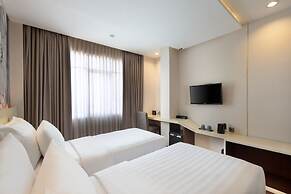 Four Star by Trans Hotel Sanur