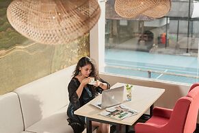 Four Star by Trans Hotel Sanur