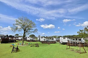 Spa Franping Village Omuta - Caravan park