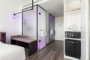 YOTEL Porto