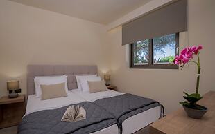 Mystique Luxury Suites & Maisonettes