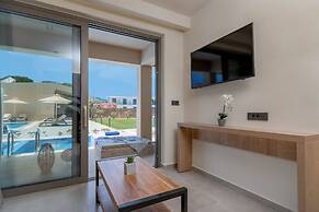 Mystique Luxury Suites & Maisonettes