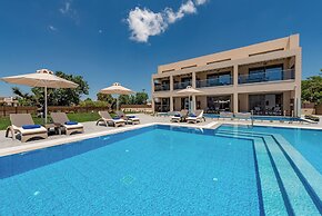 Mystique Luxury Suites & Maisonettes