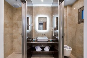 Mystique Luxury Suites & Maisonettes