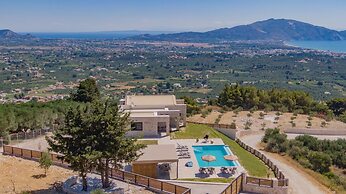 Zinos Luxury Villa