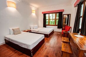 Mad Monkey Phnom Penh - Hostel