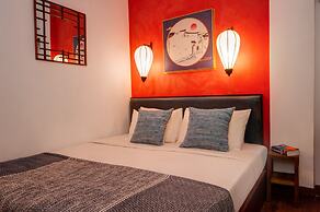 Mad Monkey Phnom Penh - Hostel