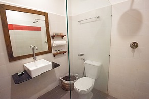 Mad Monkey Phnom Penh - Hostel