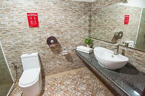 Mad Monkey Siem Reap - Hostel