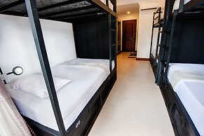 Mad Monkey Siem Reap - Hostel