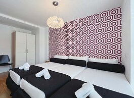 Stay U-nique Apartments Pellaires