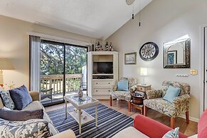 Dog Friendly Forest Ridge Condo Close to Beach by RedAwning