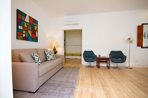 Bica Chiado Self-Catering Apartment