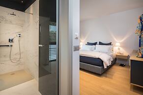 Ultraluxury Villa Elyzeum