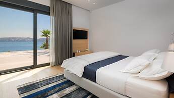 Ultraluxury Villa Elyzeum