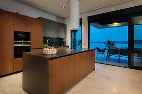 Ultraluxury Villa Elyzeum