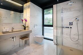 Ultraluxury Villa Elyzeum